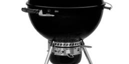 The GBS cooking grill provides infinite menu possibilities. The char ring and diffuser plate ensure fuel efficiency and create the perfect conditions for low and slow cooking.